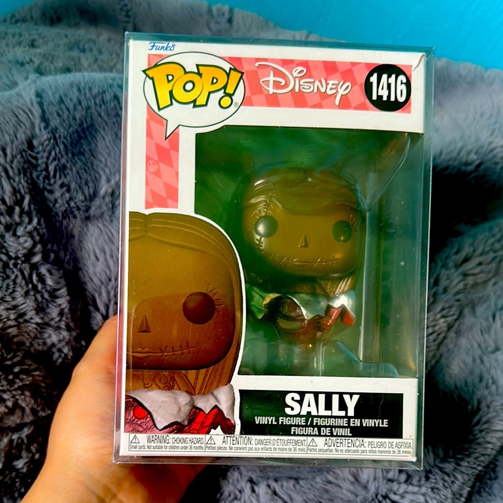Funko Pop Disney Sally Vinyl Figure